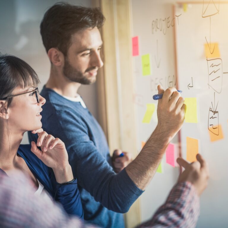 Customizable Certification Paths SimpliTrain
